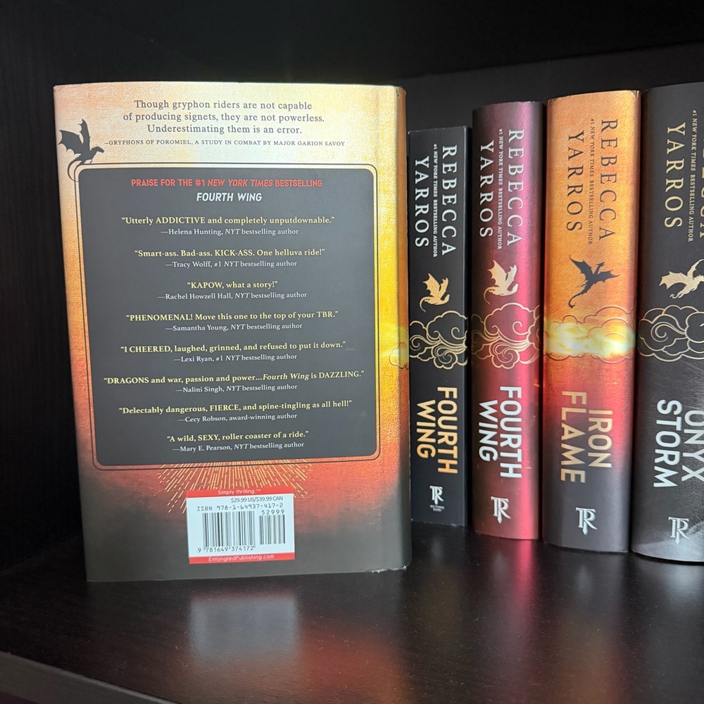 Iron Flame by Rebecca Yarros - NEW (Fourth Wing book 2) Fantasy Romance - Picture 5 of 9